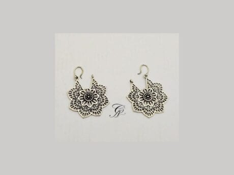 Petals Enigma Antique Earrings in 925 silver