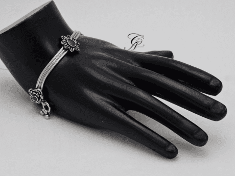 Rosy Elegance Antique Silver Bracelet in 925 Silver