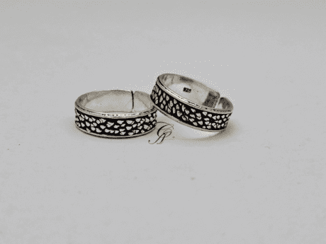 Silver Dots Sterling Silver Antique Adjustable Toe Ring in 925 Silver