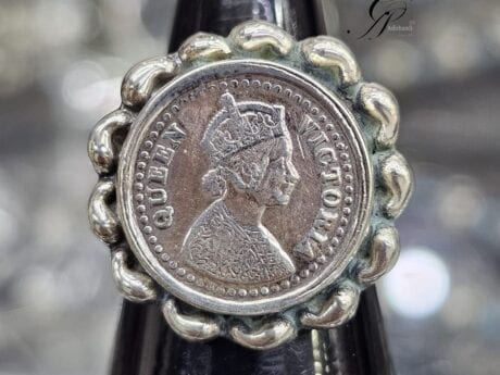 Elegant Coin-Designed Adjustable Silver Ring