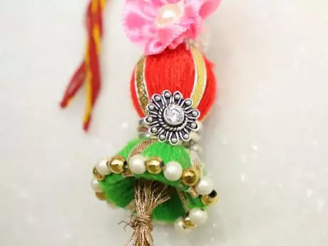 Beautifully hancrafted Lumba with attached 925 silver gift for bhabhi