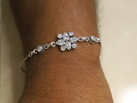 925 Sterling Silver Rakhi Chain Bracelet with Kundan Stones