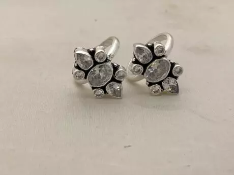 Dazzling Sparkle Adjustable Toe Rings