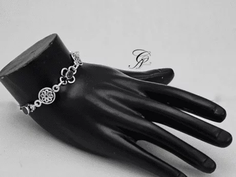 VersaFloral Adjustable Silver Bracelet In 925 Silver