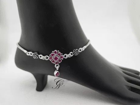 Stone Craft Antique Silver Payal in 925 Silver