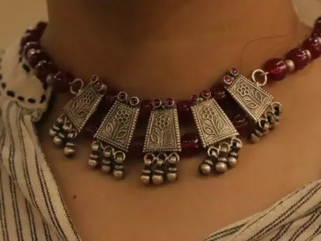 Rosy Radiance Short Necklace in 925 silver