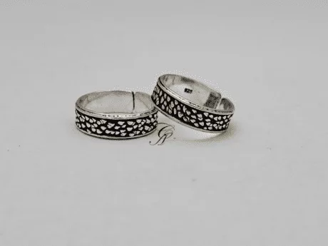 Silver Dots Sterling Silver Antique Adjustable Toe Ring in 925 Silver
