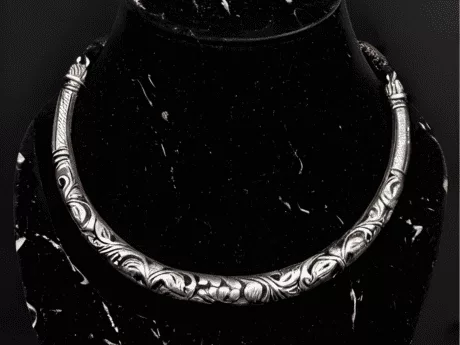Haslee Adjustable Chitai Carving Necklace in 925 Silver