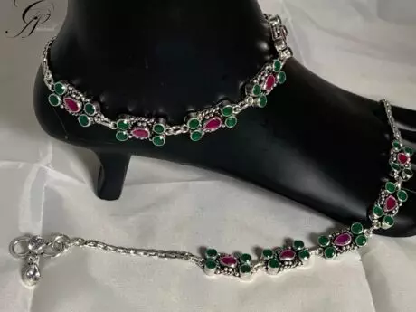 Cut Stone Design Payal with Green Onyx and Ruby Stones