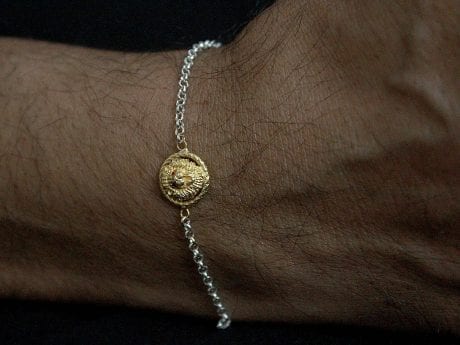 925 sterling silver rakhi chain bracelet with Gold-plated lion motif