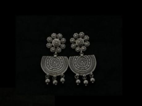 Floral Radiance Antique Earrings in 925 Silver