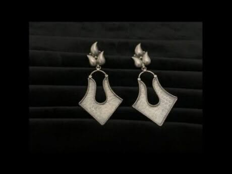 Floral Symphony Earrings in 925 silver