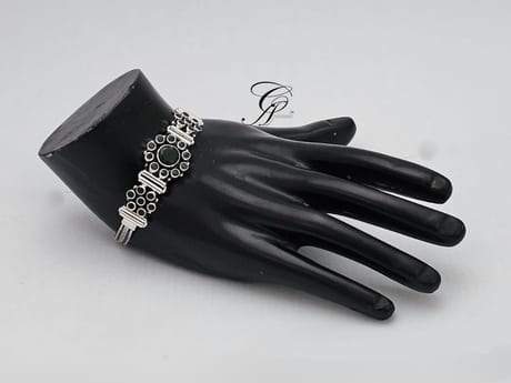 Emerald Enchant Antique Silver Bracelet in 925 Silver