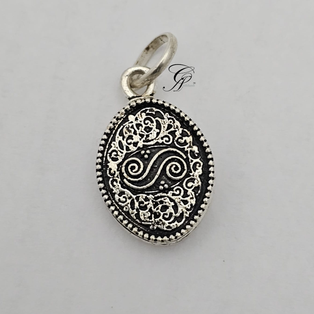 Mystic Oval Chitai Carving Amulet Pendant in 925 silver