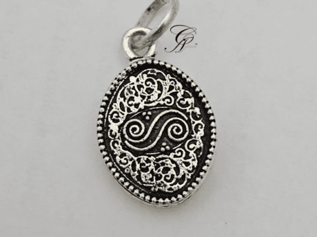 Mystic Oval Chitai Carving Amulet Pendant in 925 silver