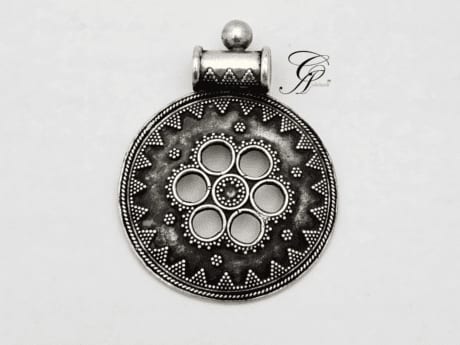 Antique Rava Work Flower Pendant in 925 Silver