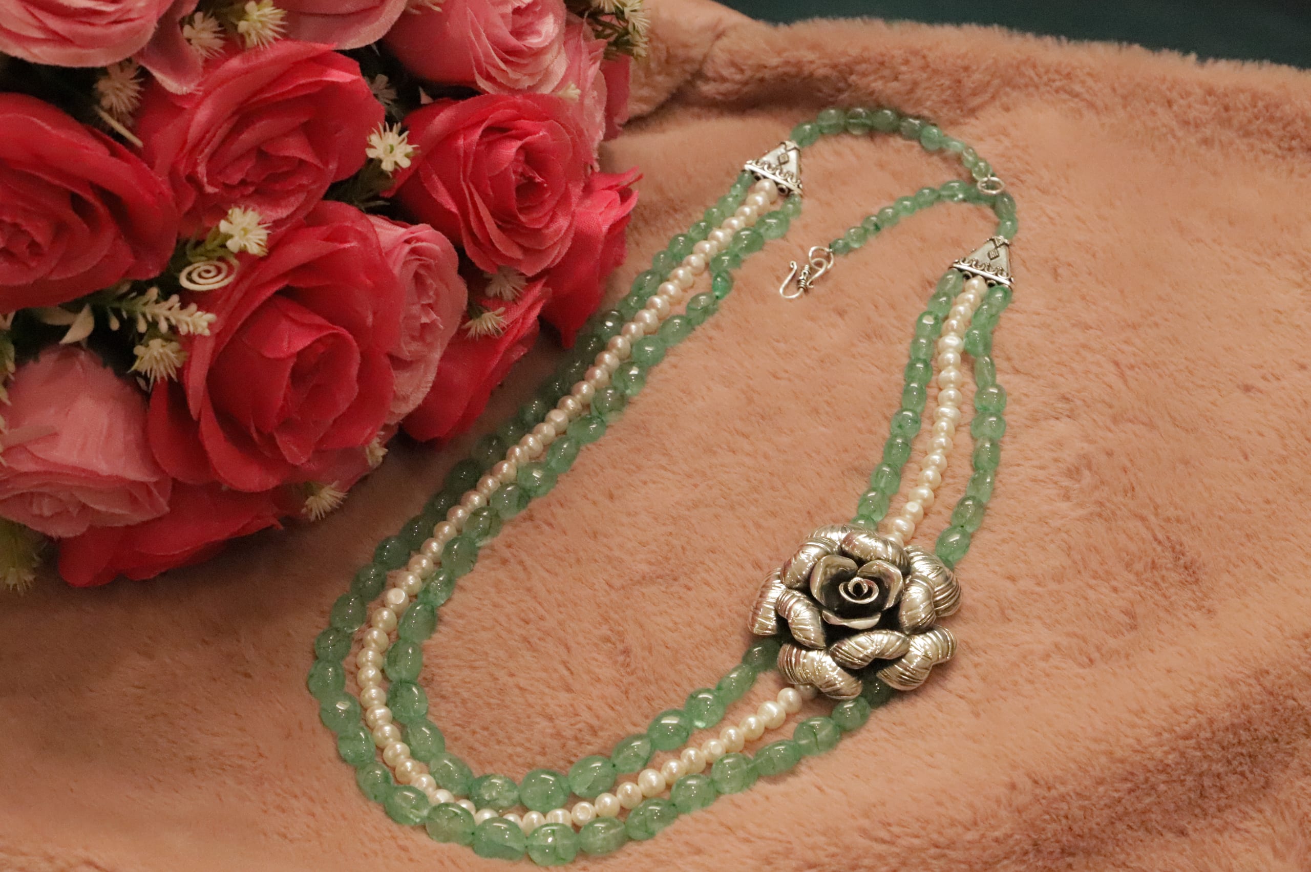 Enchanting Blooms Long Necklace in 925 silver