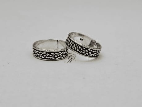 Silver Dots Sterling Silver Antique Adjustable Toe Ring in 925 Silver