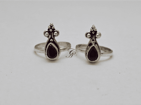 Ruby Glow Sterling Silver Antique Adjustable Toe Ring in 925 Silver