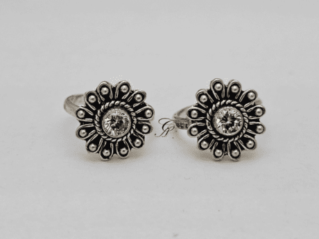 Floral Glow Sterling Silver Antique Adjustable Toe Ring in 925 Silver